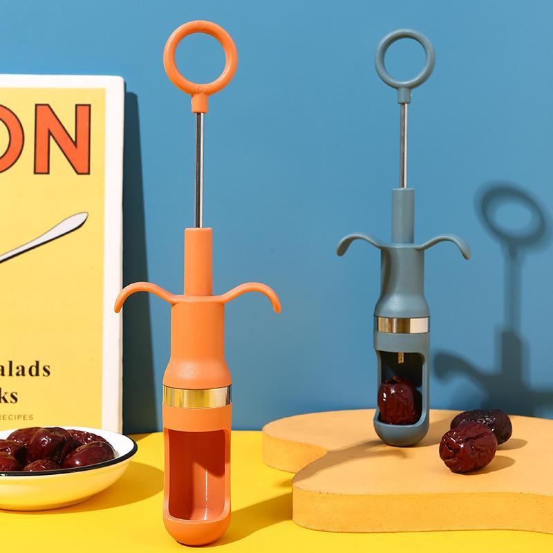 Kitchen Tools In Baking - เครื่องมือคว้านเมล็ดเชอร์รี่และพุทราแดงแบบด้ามจับกันลื่น สำหรับใช้ในครัวเรือน อุปกรณ์เสริมสำหรับการอบและแปรรูปผลไม้